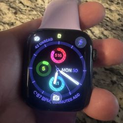 Apple Watch Series 9 GPS 45 MM 