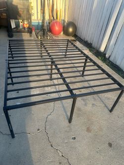 Black Metal Platform Bed Frame size full