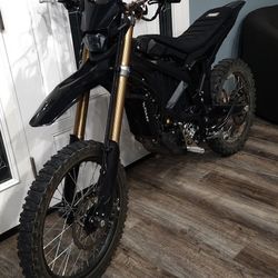 2026 Surron Ultra Bee