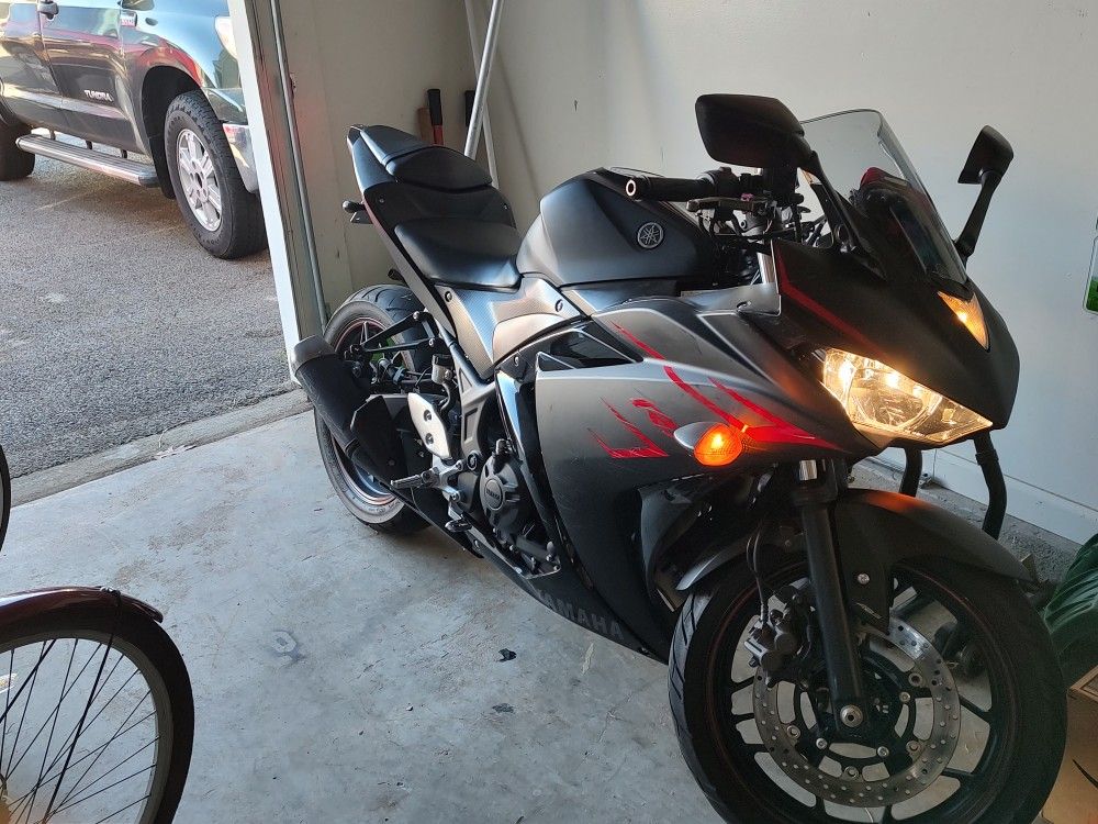 2017 Yamaha YZF R3
