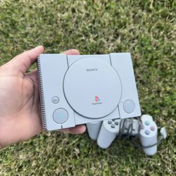 Ps1 Classic | 2 controllers | 20 preinstalled games
