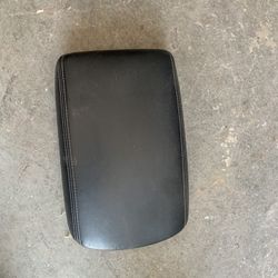 Q50 Center Consolé Lid