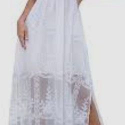 Bohemian-style embroidered lace maxi dress.

