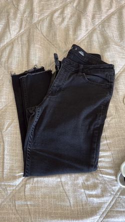 Mid rise size 8 super skinny jeans from old navy