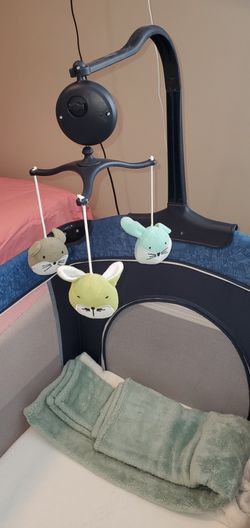 Baby Bond Play Pen