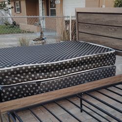 QUEEN BED HEADBOARD & MATTRESSES