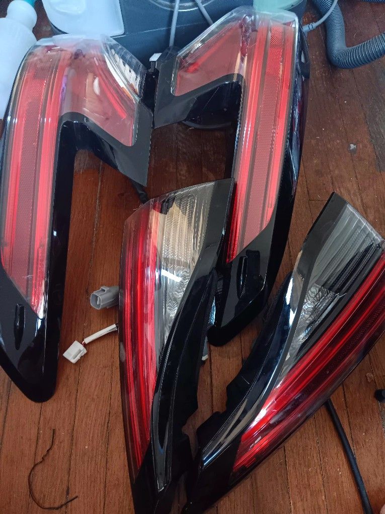 Toyota Sienna 2021 2022 Tail Light Assembly