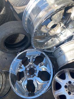 Chevy and Ford 6 lug wheels 24s