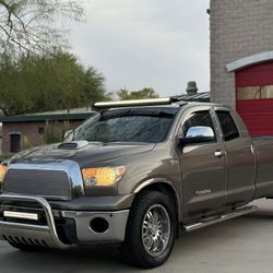 Toyota Tundra Sr5
