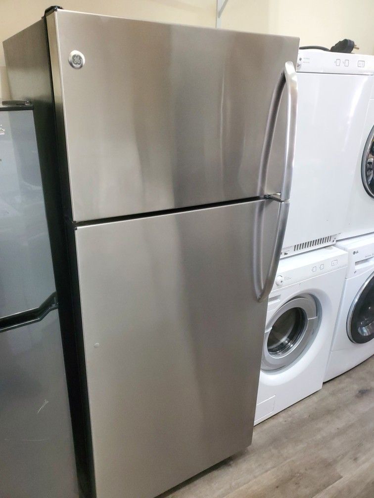 Refrigerator 28 Inches