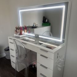 White Vanity Desk