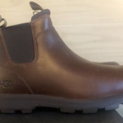 Ugg M Chelsea Size 10 $ 110