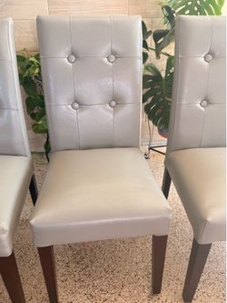 Set of 4 Chairs