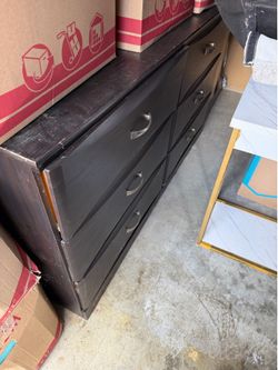 Dresser 4 sale