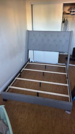 Gray Upholstered Bed Frame with Tufted Headboard – Full