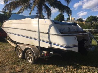 1096 Sundancer boat and trailer
