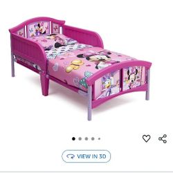 Minnie Mouse Toddler Bed w/ Mattress 