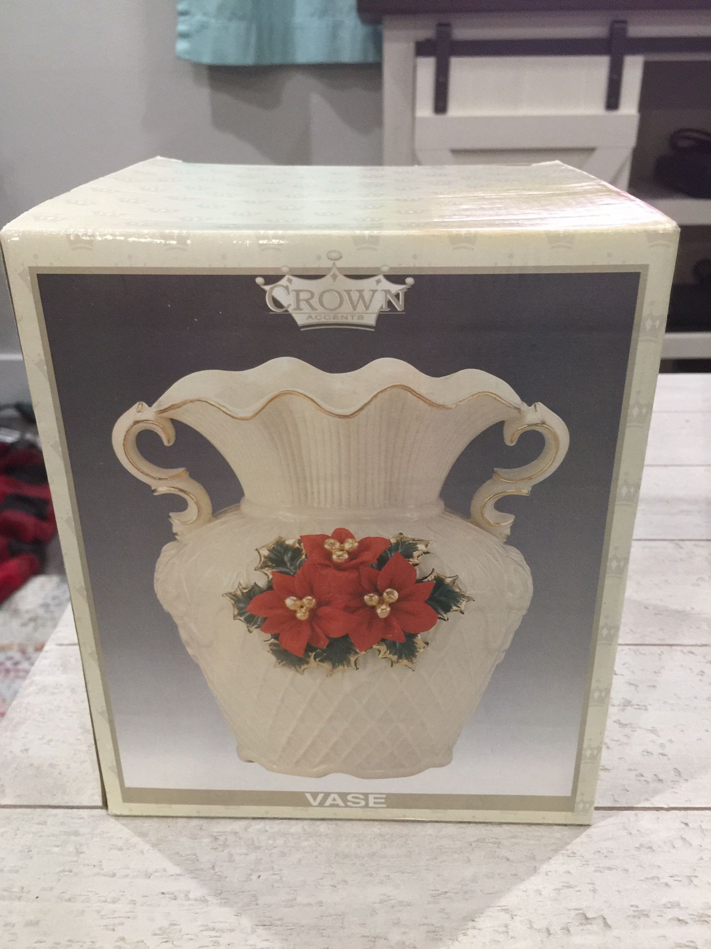 Crown Accents Vase Christmas. 7.5” tall