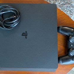 PlayStation 4 (PS4) Slim 500GB (CUH-2015A)