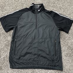 Men’s NIKE GOLF Black Polyester Windbreaker Golf Jacket - Size Medium
