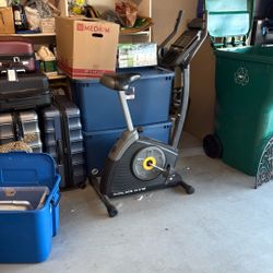 Gold’s Gym Stationary Bike