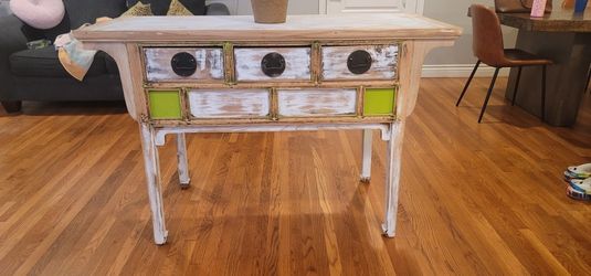Console Table / Buffet Table