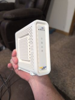 ARRIS SURFBoard SB8200 Cable Modem