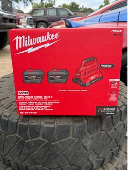 Milwaukee m18 12.0 starter kit
