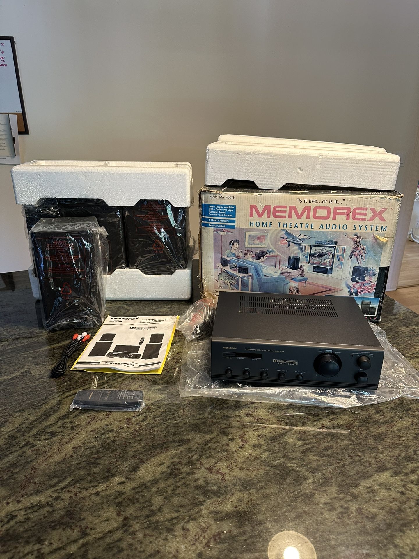 Vintage 1997 memorex a/v dolby pro logic surround sound amplifier model MA1400TH
