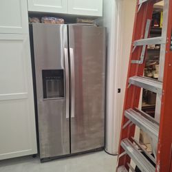 Whirlpool Fridge