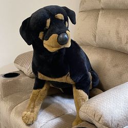 Realistic Rottweiler Large Dog Plush 20” Sitting E & J Classic Stuffed Animal