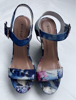 Bamboo Floral Wedge Heels Sz 8