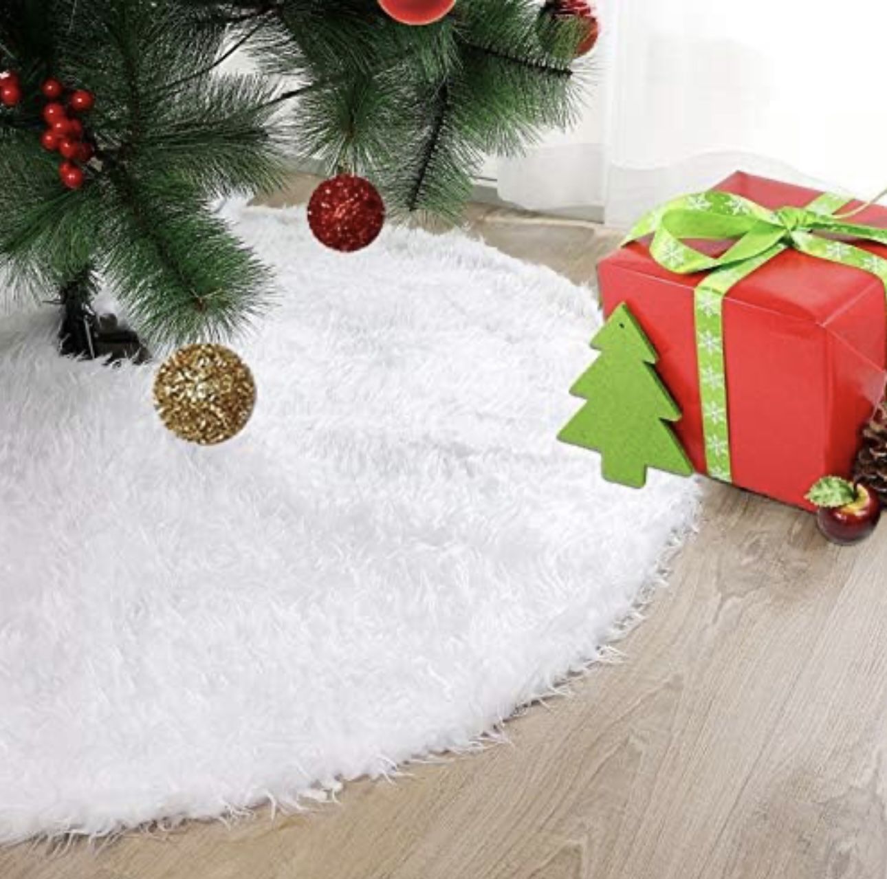 White Fur Christmas Tree Skirt 