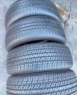 235/65/17 Yokohama Selling a set of 4 tires in excellent condition 🫡