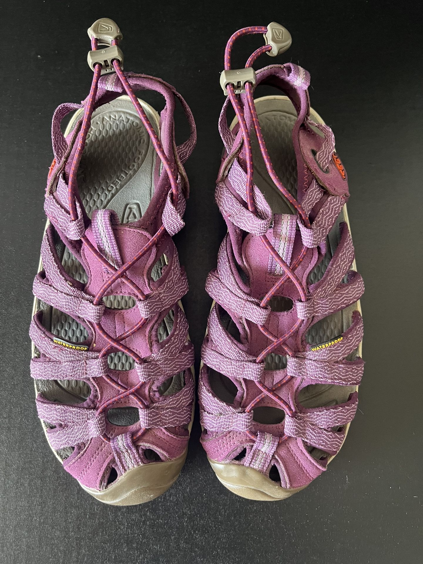  KEEN Whisper Closed Toe Purple Waterproof Sport Sandals Women’s Size 8.5