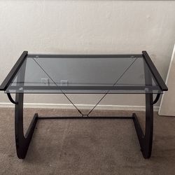 Free table
