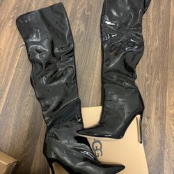 Black heel boots 