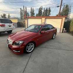 2012 Mercedes-Benz C250