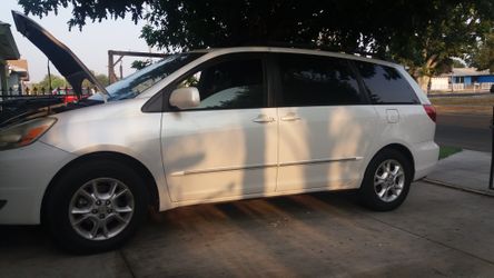 2004 Toyota Sienna
