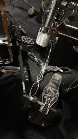 Tama Double kick pedal like new