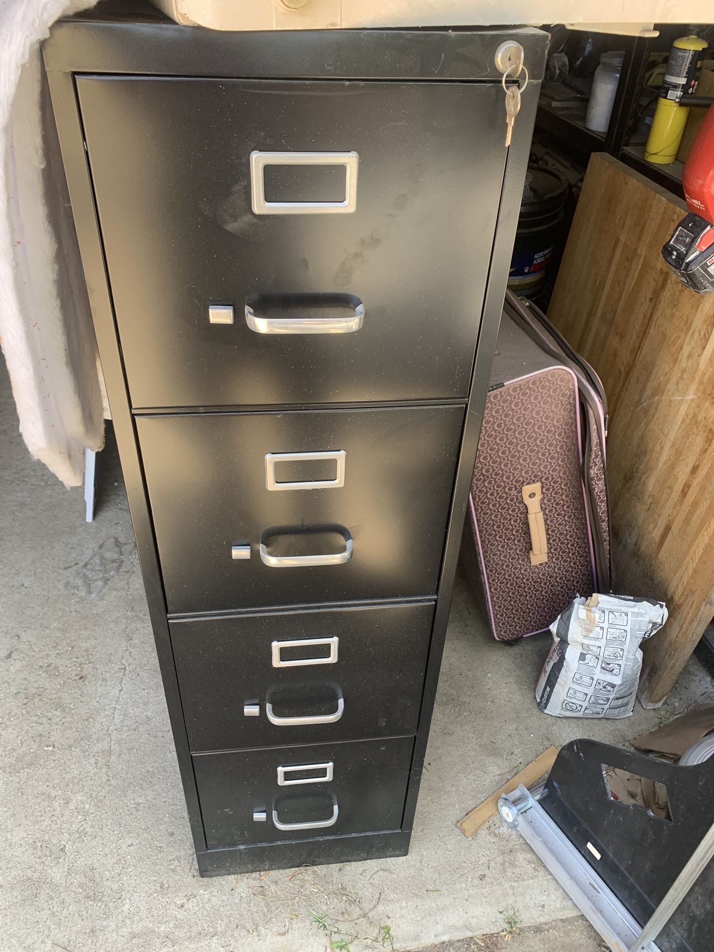 Filing Cabinets With Key