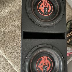 5000 Watt Quantum Audio 12s and Q bomb box
