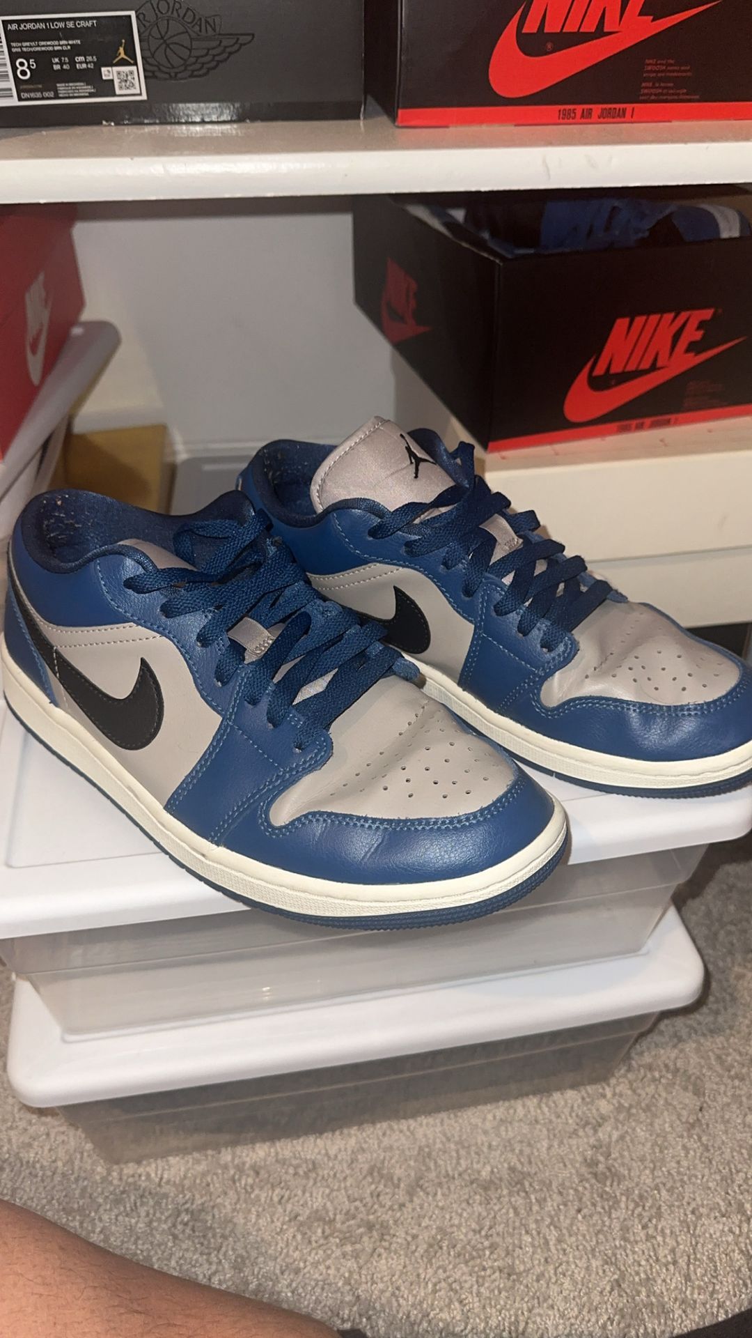 Men’s shoes