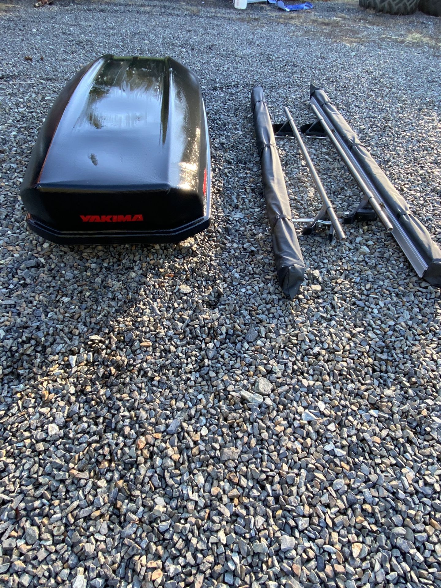 Yakima Carbonite skybox 21 And Roof Racks And Canopies for Sale in