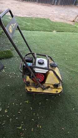 Wacker compactor plate