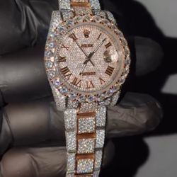 Watch vendor