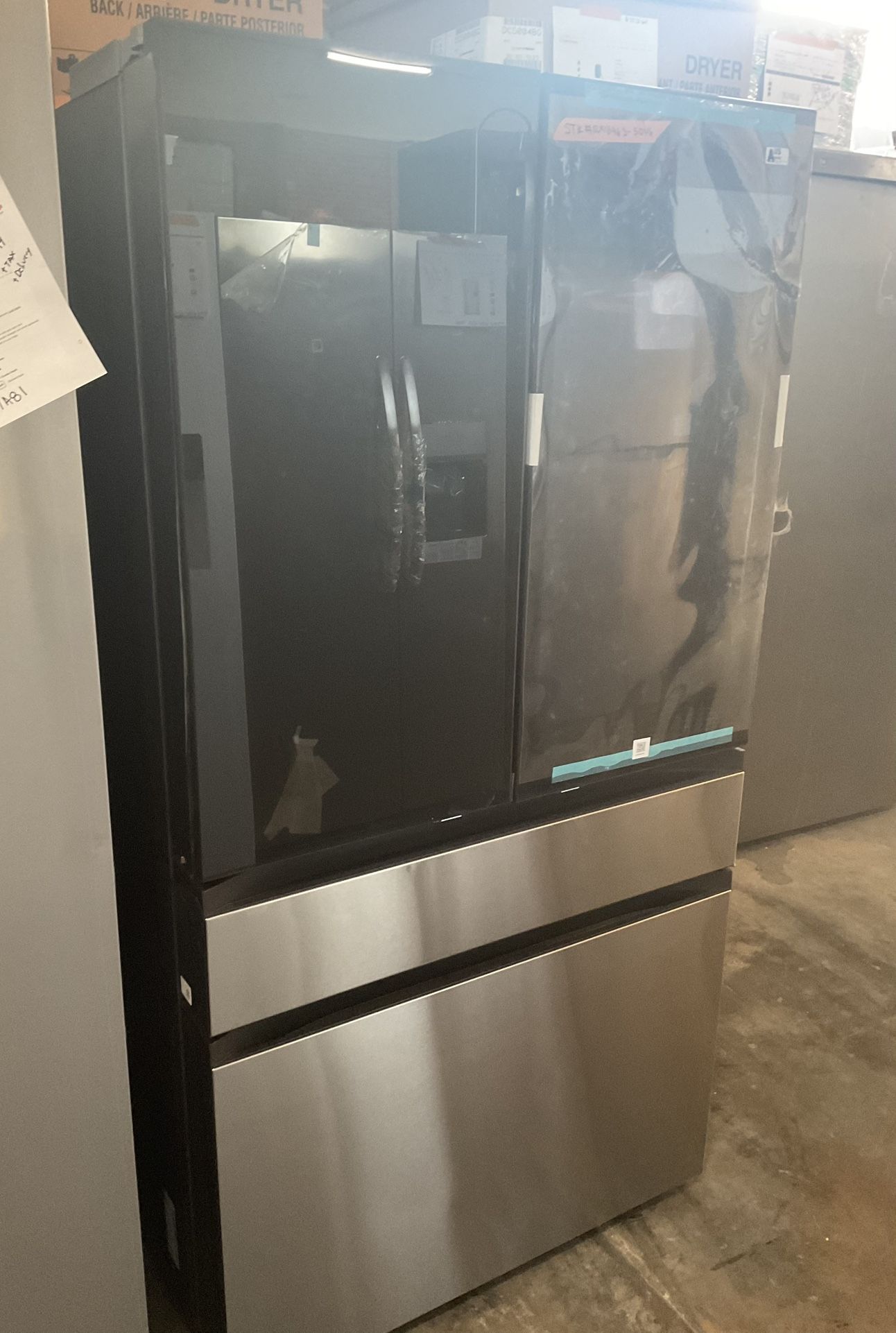 New Samsung Bespoke 23 Cuft Counter Depth 4 door French door Refrigerator in Charcoal Glass /Stainless Steel With AI Family Hub.