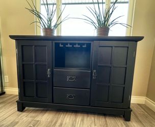 Black cabinet