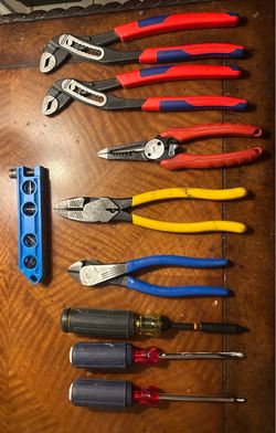 Electrician Tool Set