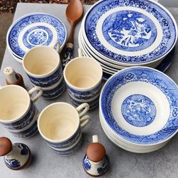 Blue & White Dining Set